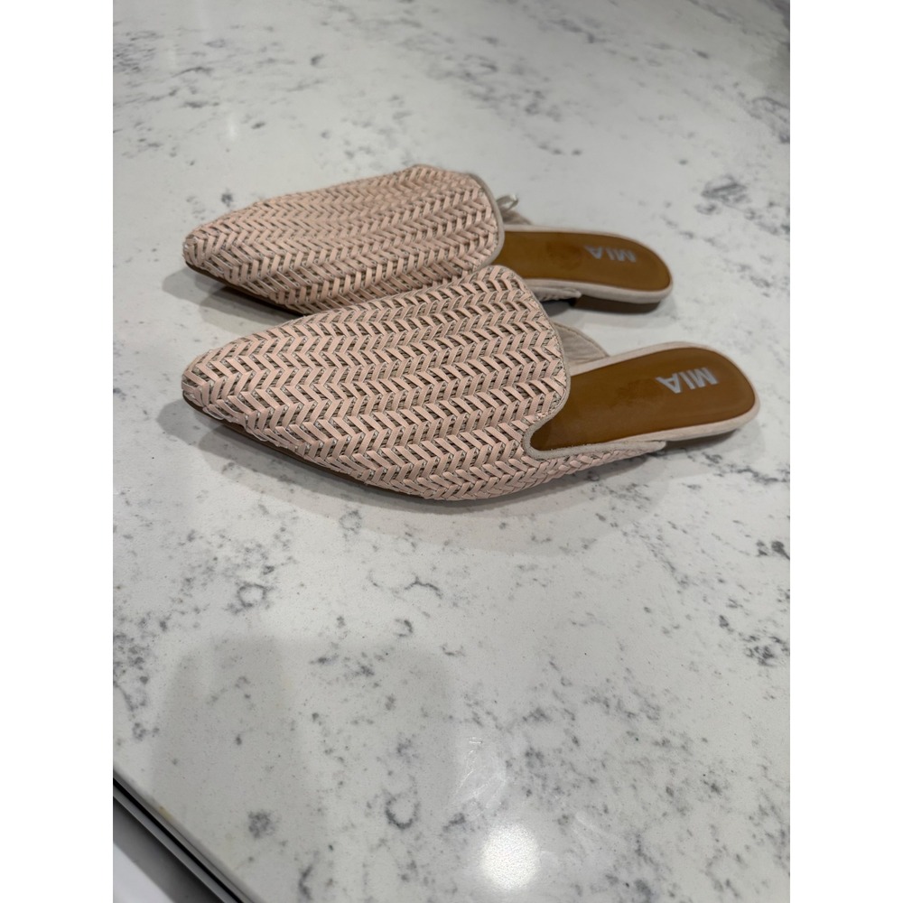 MIA Johona Woven Mules Nude Blush Pointed Toe Slip On Flat Shoes Womens size 9M